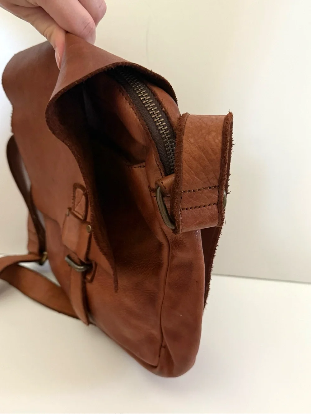 Harbour 2nd Leather Crossbody Bag North South Marlies Flap Messenger Satchel